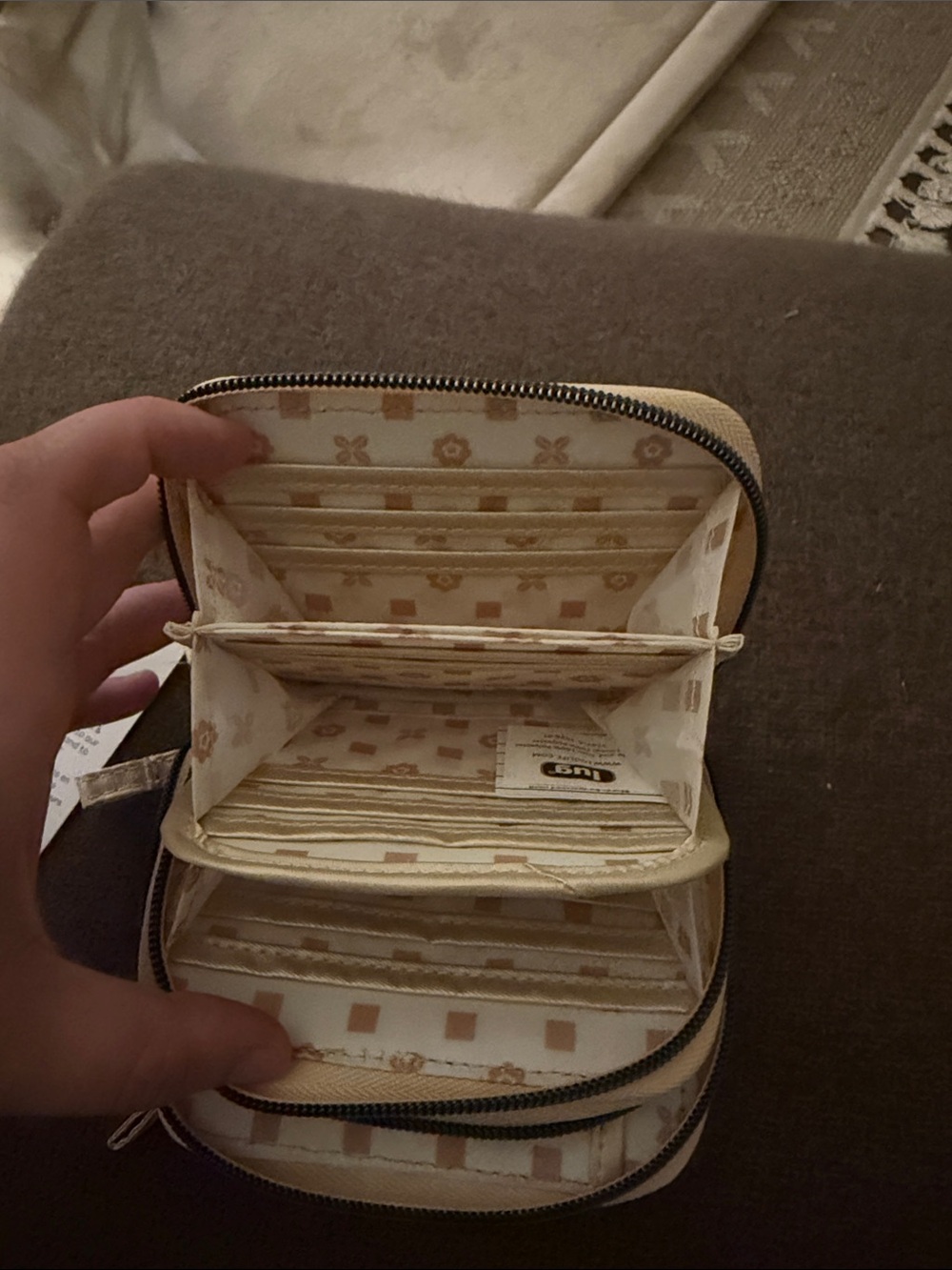 lug rose gold Metallic Quilted Zip Wallet - Picture 3 of 5